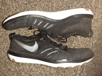 Womens size 7 nikes