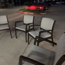 Set of 4 Modern Chairs – Wood Frame