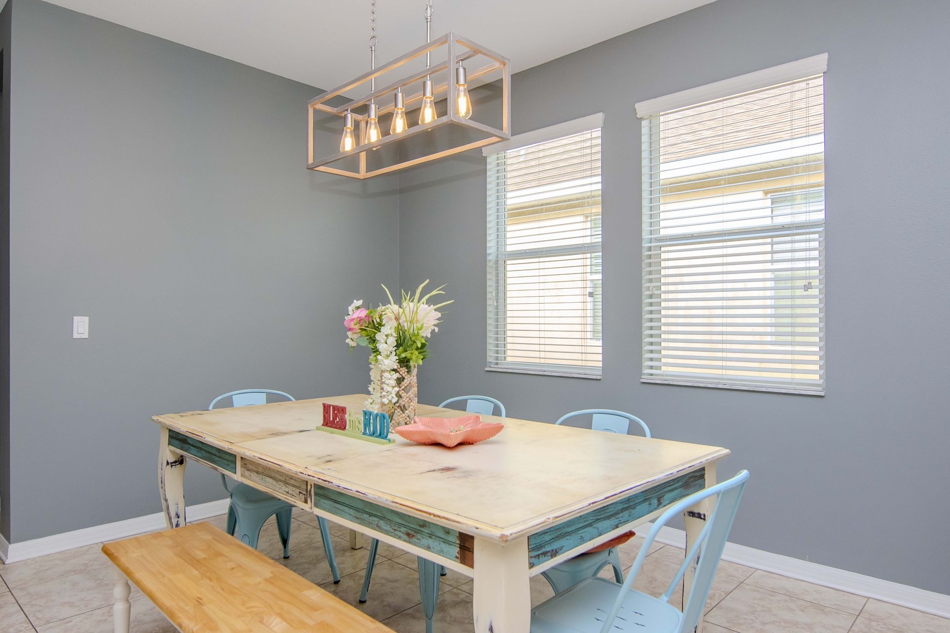 Dining Table (comedor)