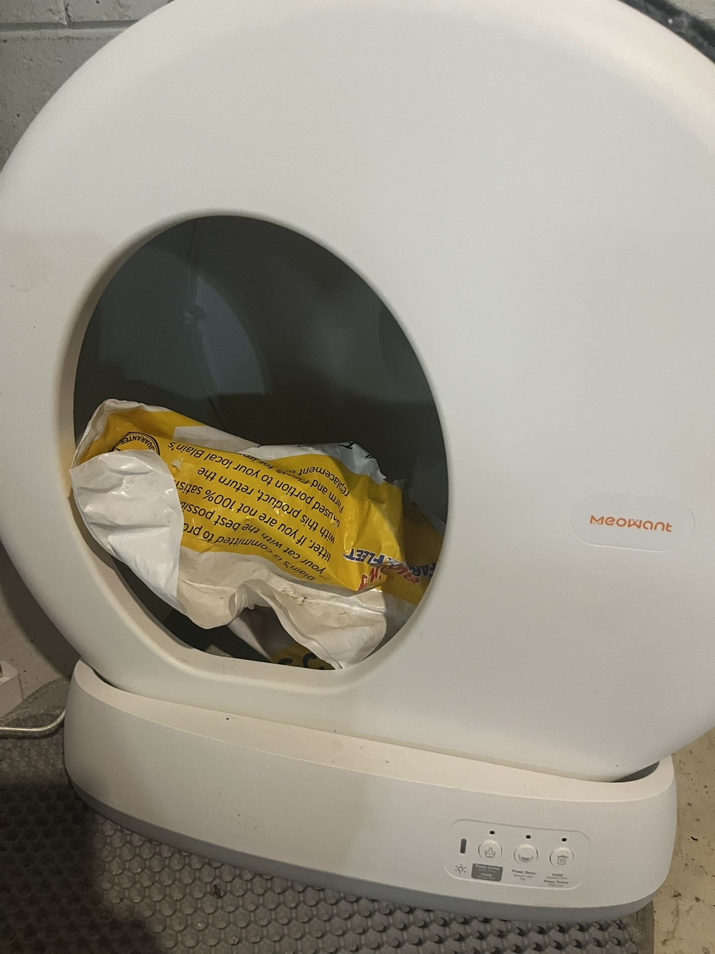 Meowant Self Cleaning Litter Box