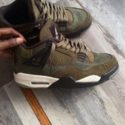 Jordan 4 Retro 