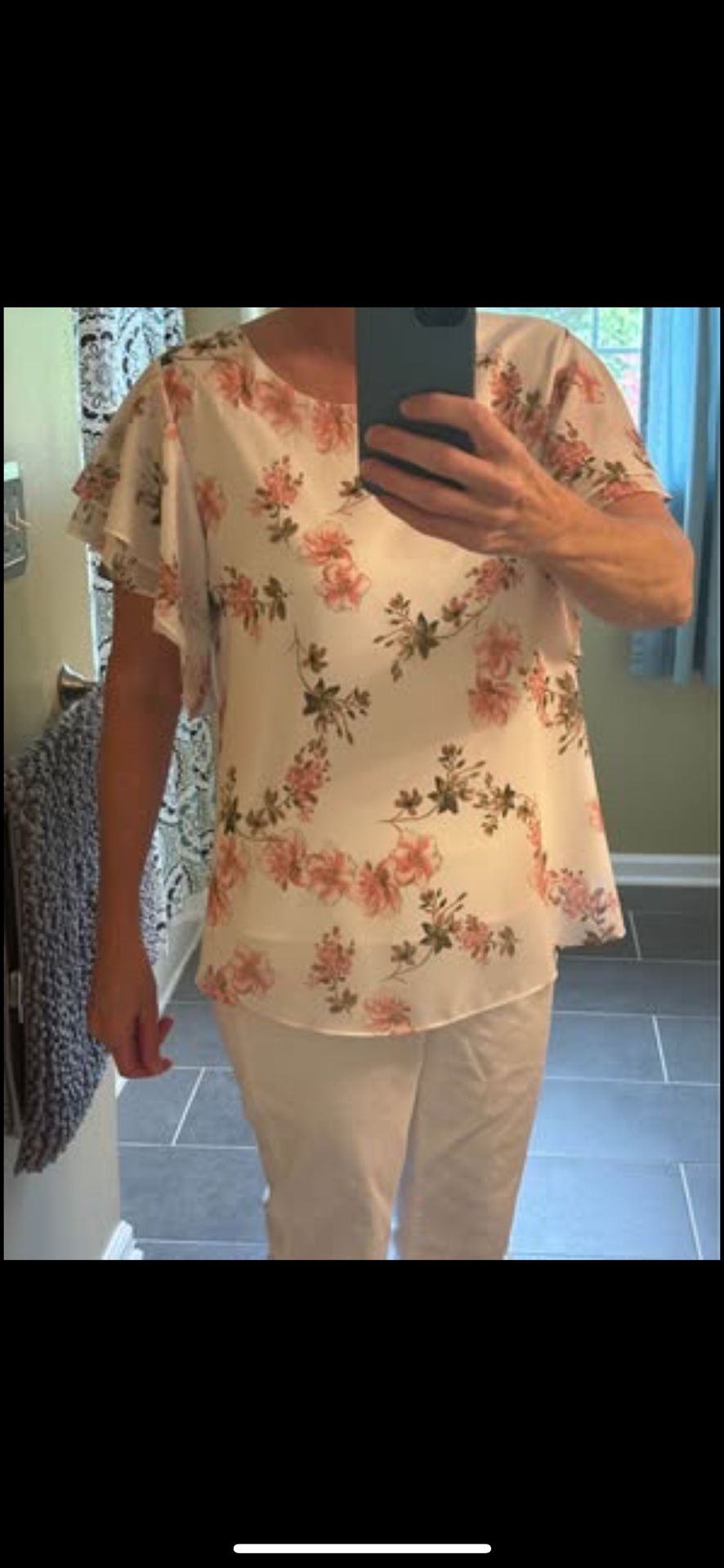 Women’s Size Large Summer Dressy Shirt