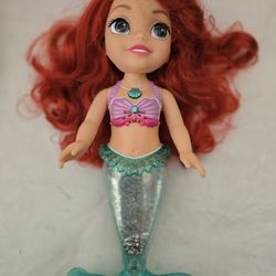 Disney Ariel Singing Light Up Doll 14 Inch Like New