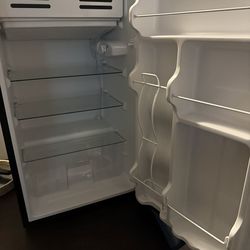 Mini fridge