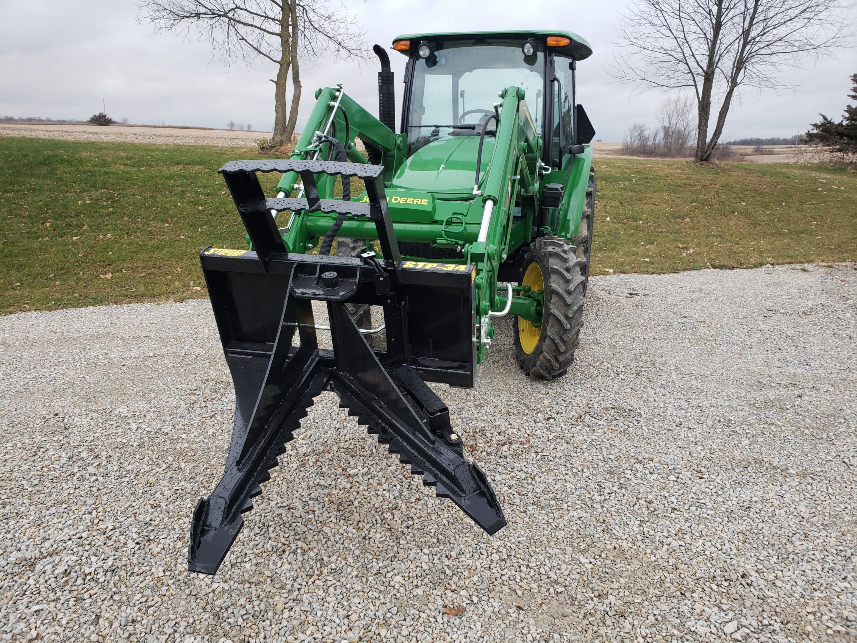 Stinger Attachments Tree & Post Puller (STP 34)