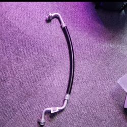 A/C Suction Line Hose UAC HA 111376C [Jeep Liberty]