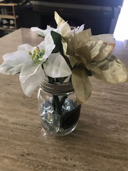 Gold & White Poinsettias decorative pens