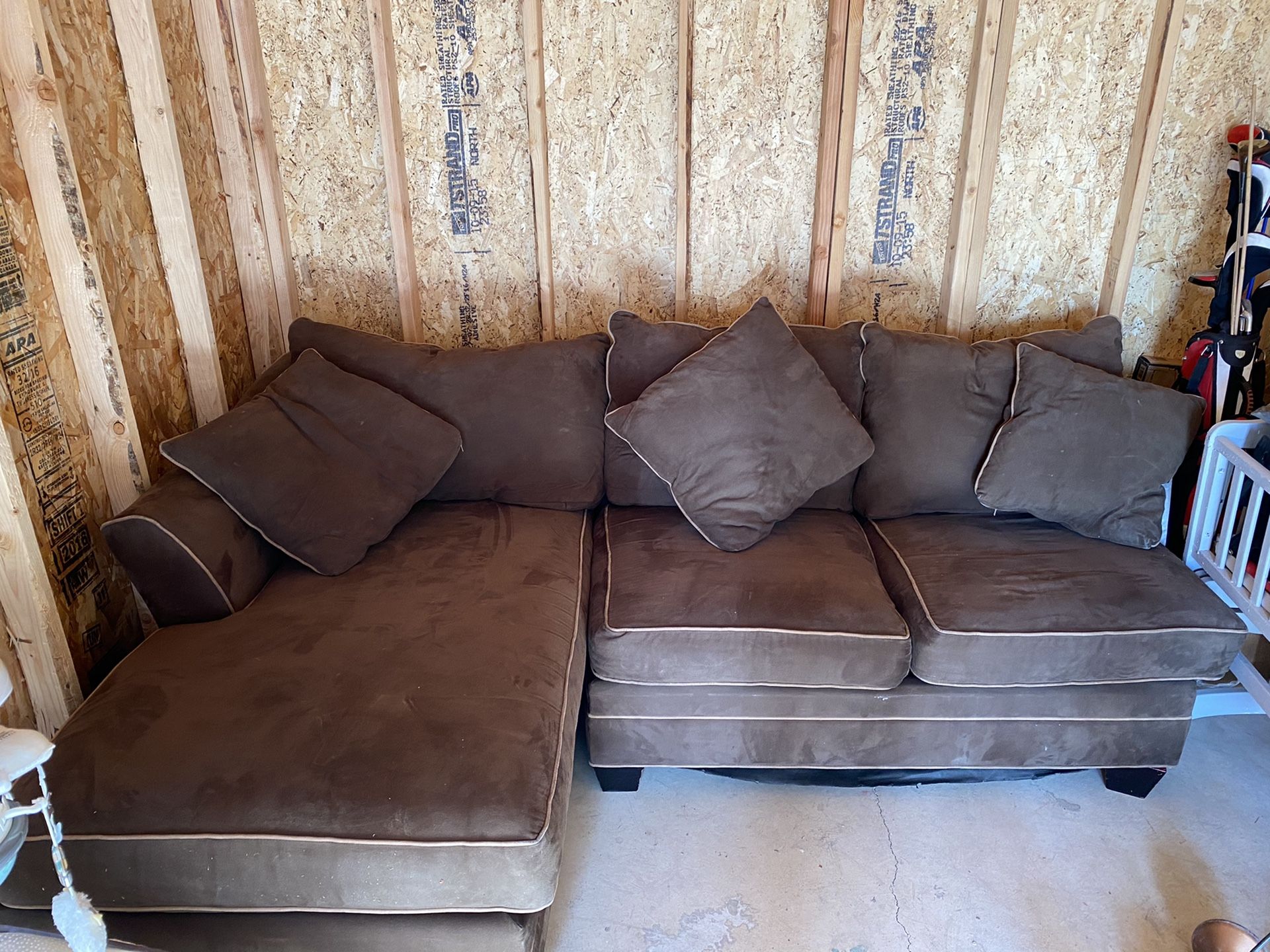 2Piece Sectional couches for Sale in Seattle, WA OfferUp