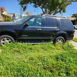 2005 Ford Explorer
