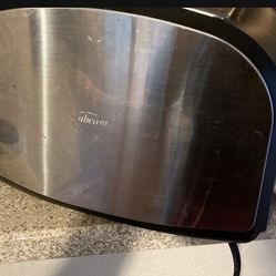 Toater And Electric Kettle 1,7L And Stand