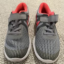Nike Girls Size 2y New! 