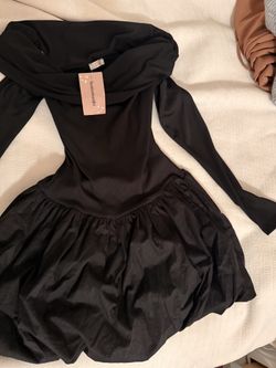 Black long sleeve dress