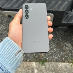 Samsung galaxy s24 FE UNLOCKED