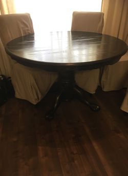 48 lunch Round Table