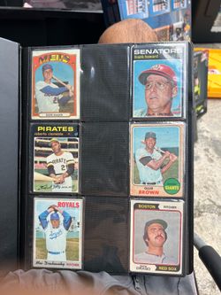 A lot of sports cards