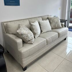CLAREDON LINEN SOFA