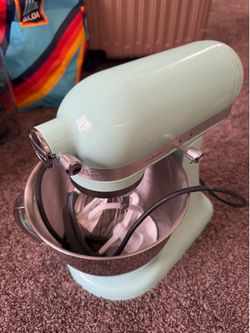 KitchenAid 3.5 qt Mixer (used)