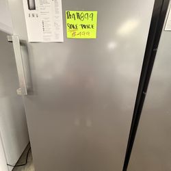 Hisense 17 Cu Ft Garage Ready Upright Freezer/fridge 