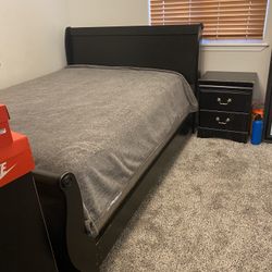 Queen Bed for Sale- Moving Sale 