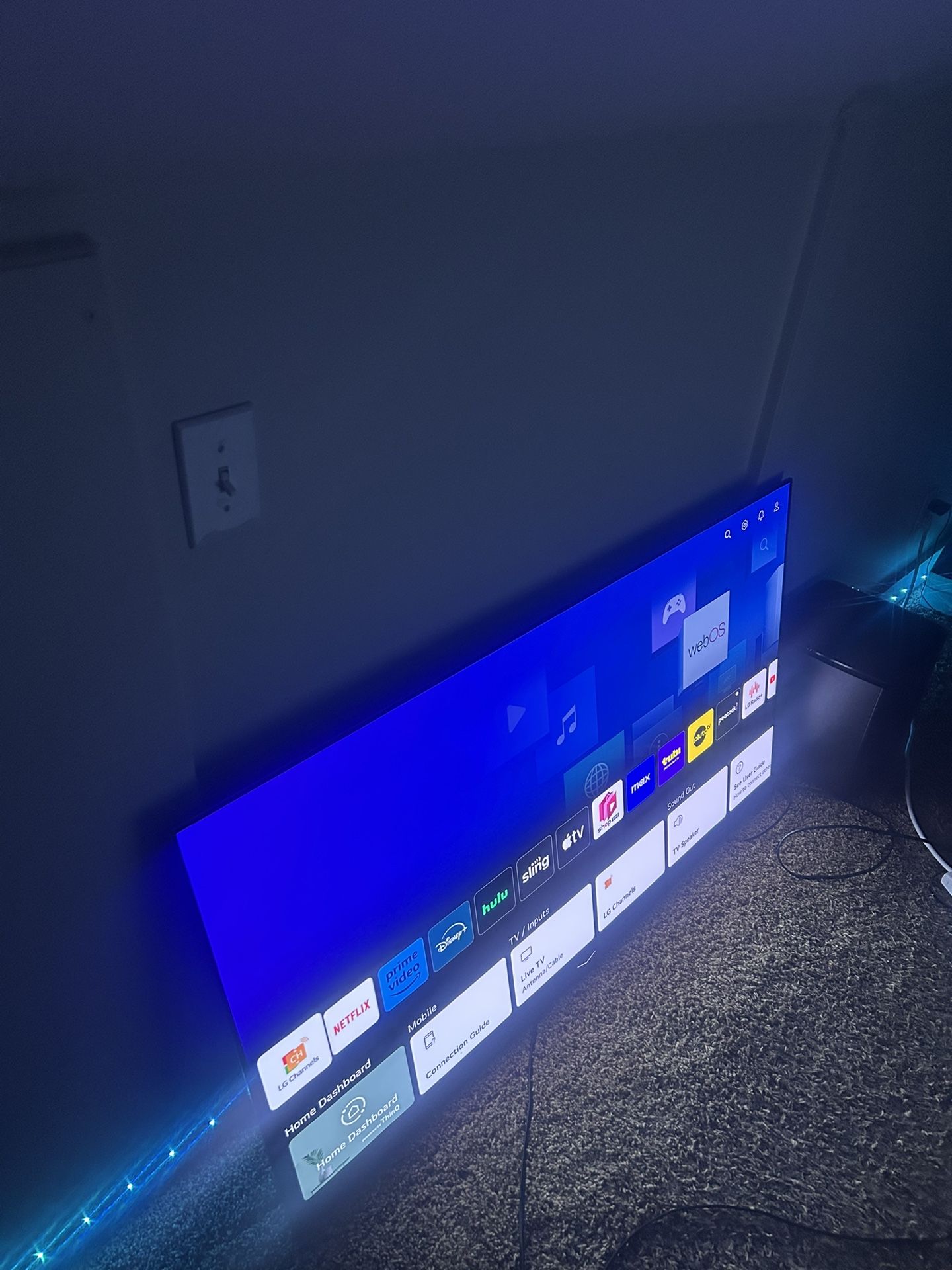 Lg 55 Inch Flatscreen Tv