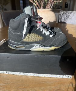 Jordan 5 black metallic size 9