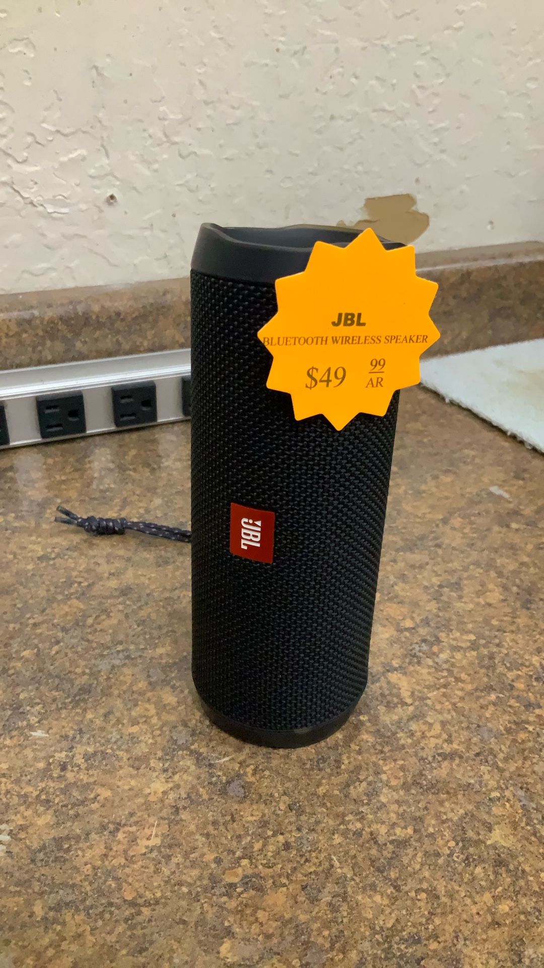 10033 JBL Speaker 64724