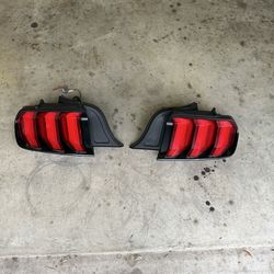 oem mustang gt tail lights
