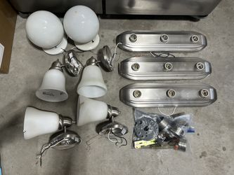Light Fixtures / Globe Lights / Wall Sconces / Vanity Lights
