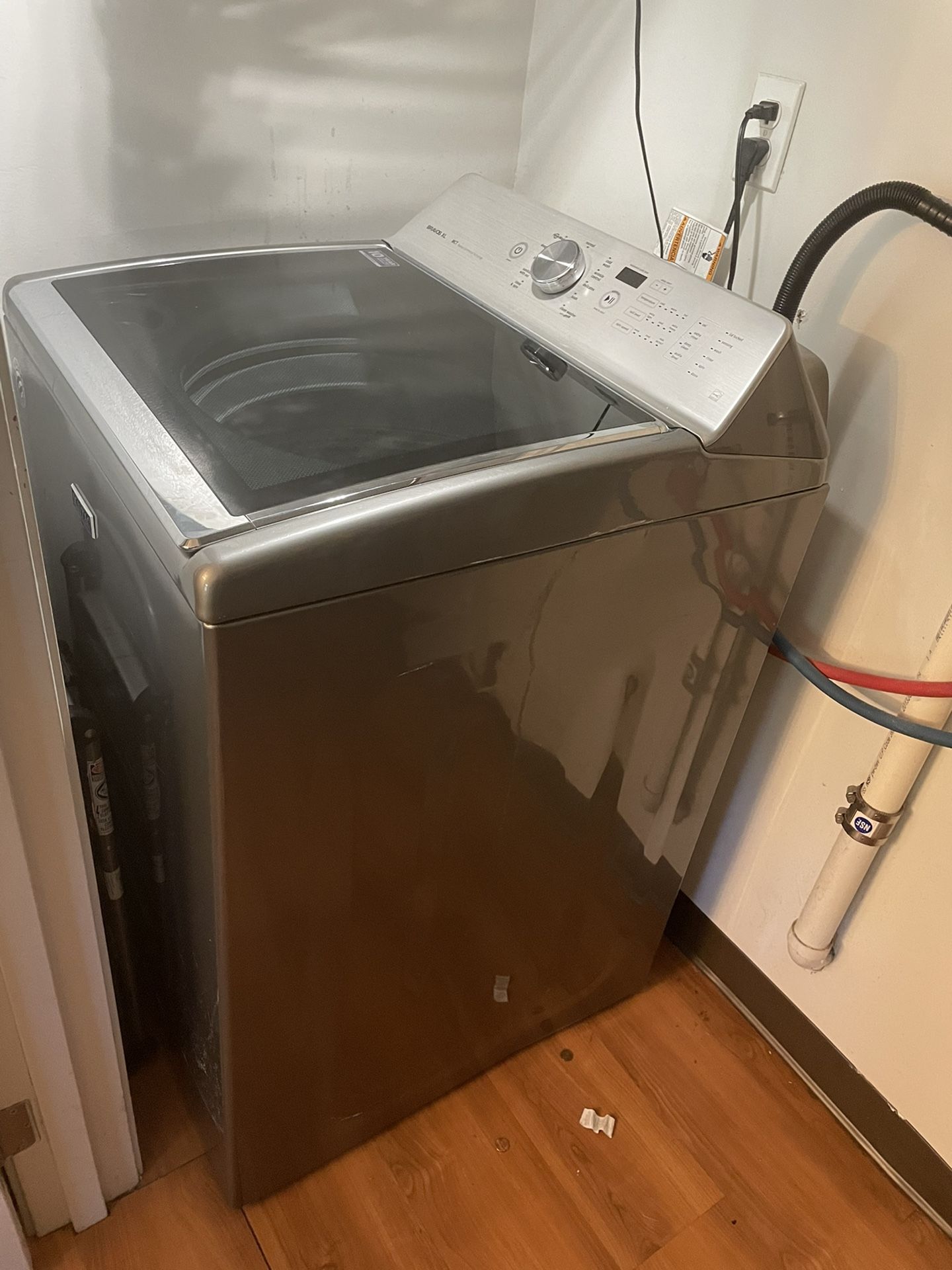 Maytag Brovos XL Washer Machine