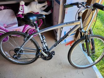 Schwinn Bicycle. 💥💥💥