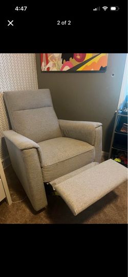 Recliner with 360 swivel