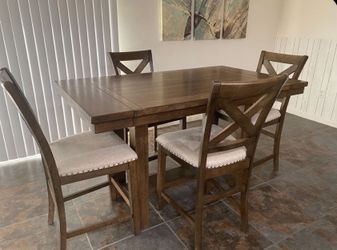 Dining Table Set