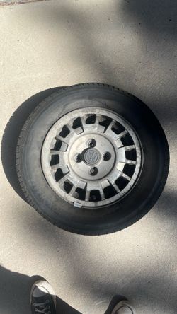 Original alloy Rims and tire for 1982 Volkswagen cabriolet