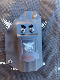 Inside the waistband kayak holster for Smith & Wesson MMP shield