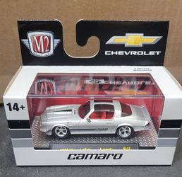 M2 Machines Chevrolet Camaro Z/28 Die-Cast