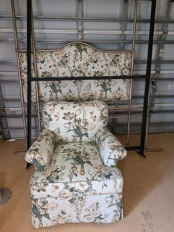 Queen size canopy bed with matching chair