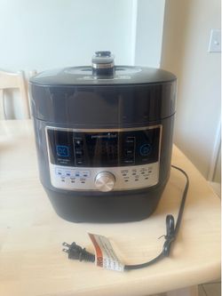Pamper Chef Deluxe Multi Cooker