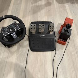 Logitech Wheel and Pedals G920 + Shifter