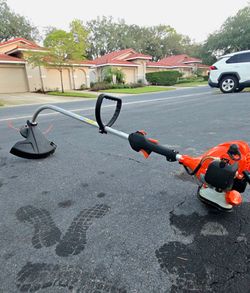 Echo Gas-Powered String Trimmer / Weed Eater