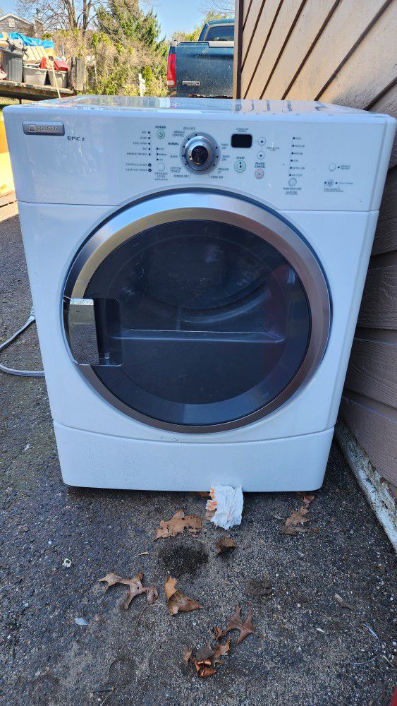 Maytag Epic Z Electric Dryer (Delivery Available)