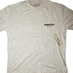 ESSENTIALS tee