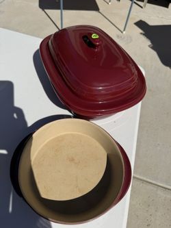 Pampered Chef Covered Baker