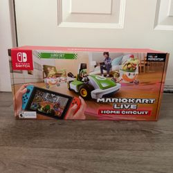 Mario Kart Live (Luigi) NEW Nintendo Switch
