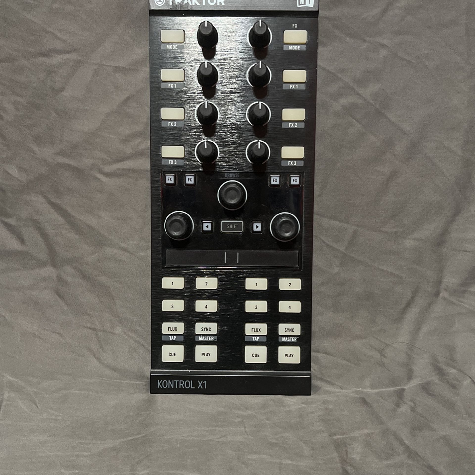 Traktor Kontrol X1 Mk. II