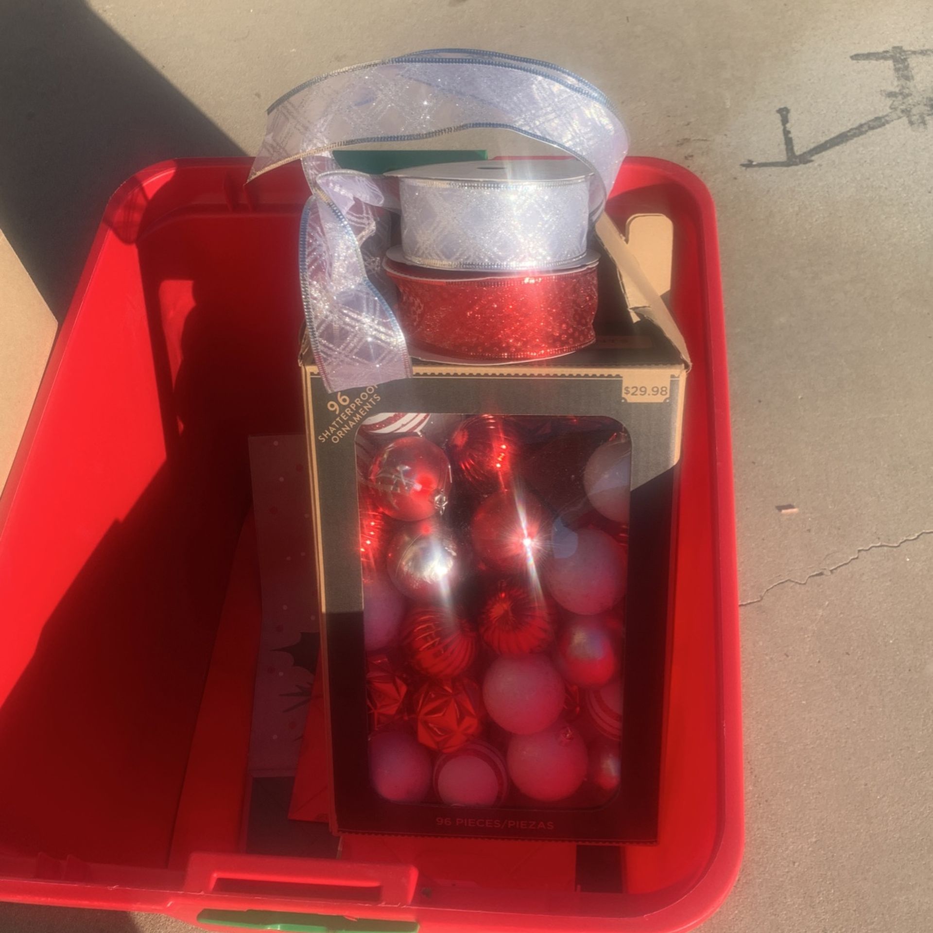 Free Christmas Tree for Sale in Victorville, CA OfferUp