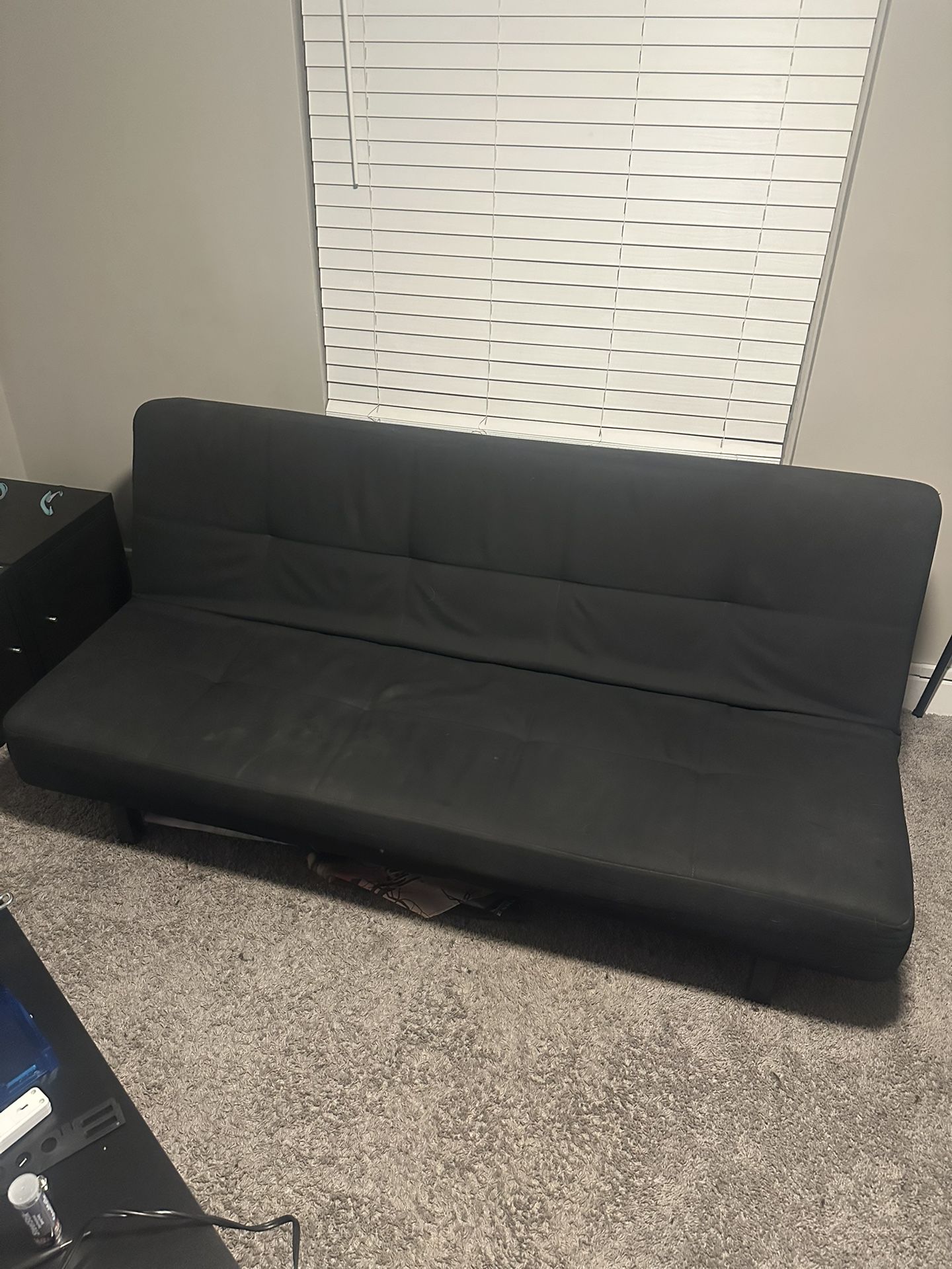 Black Futon