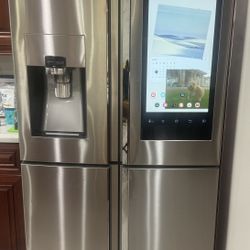Samsung Family Hub Stainless Steal 28 Cu Ft Refrigerator 