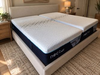 Nectar Premier Split King Mattress - Like New Condition