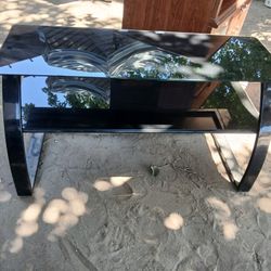 TV Stand With Glass Shelves