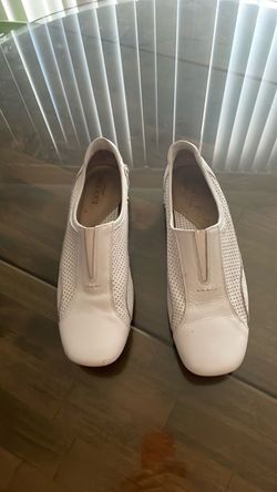 Used 8 1/2 / 8.5 N Narrow White Leather Tennis Shoes